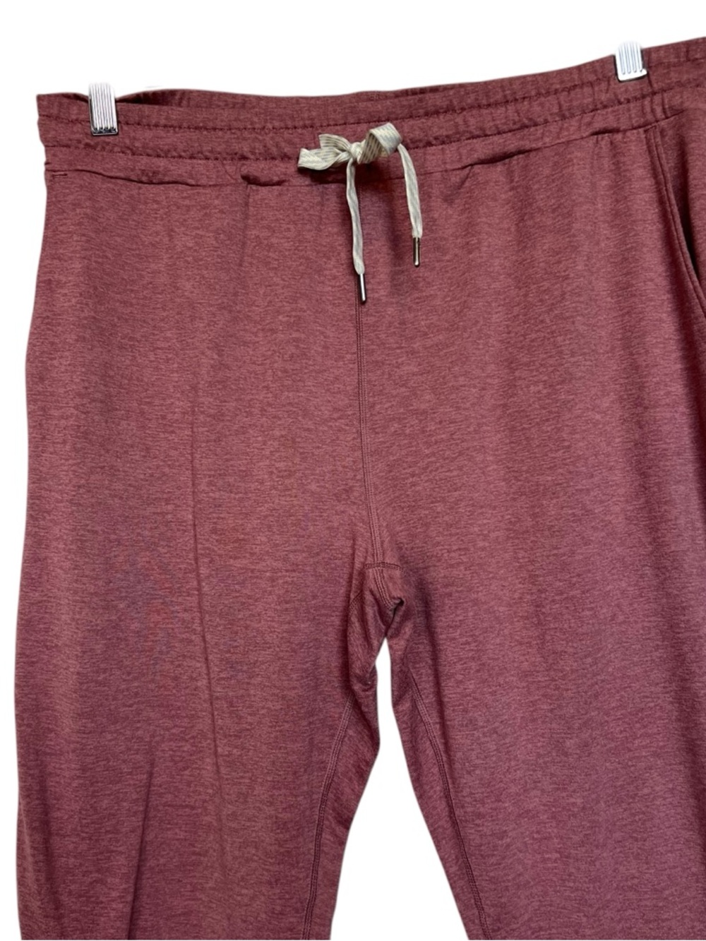 Vuori Women’s Large Cozy Maroon Dream Knit Athletic Jogger Sweatpants - Picture 3 of 10